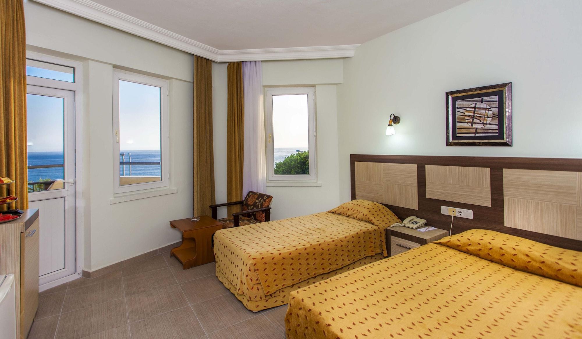 Otel Kleopatra 4*