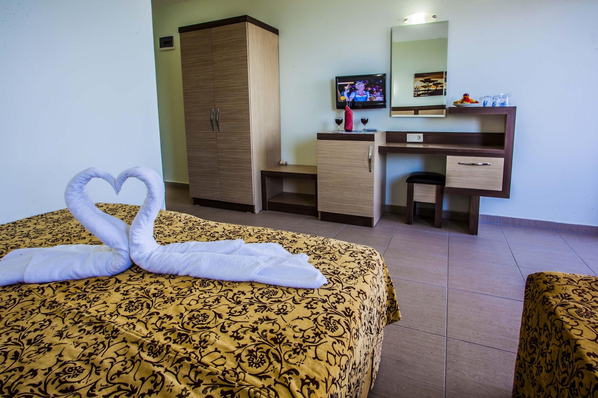 Kleopatra Otel 4*