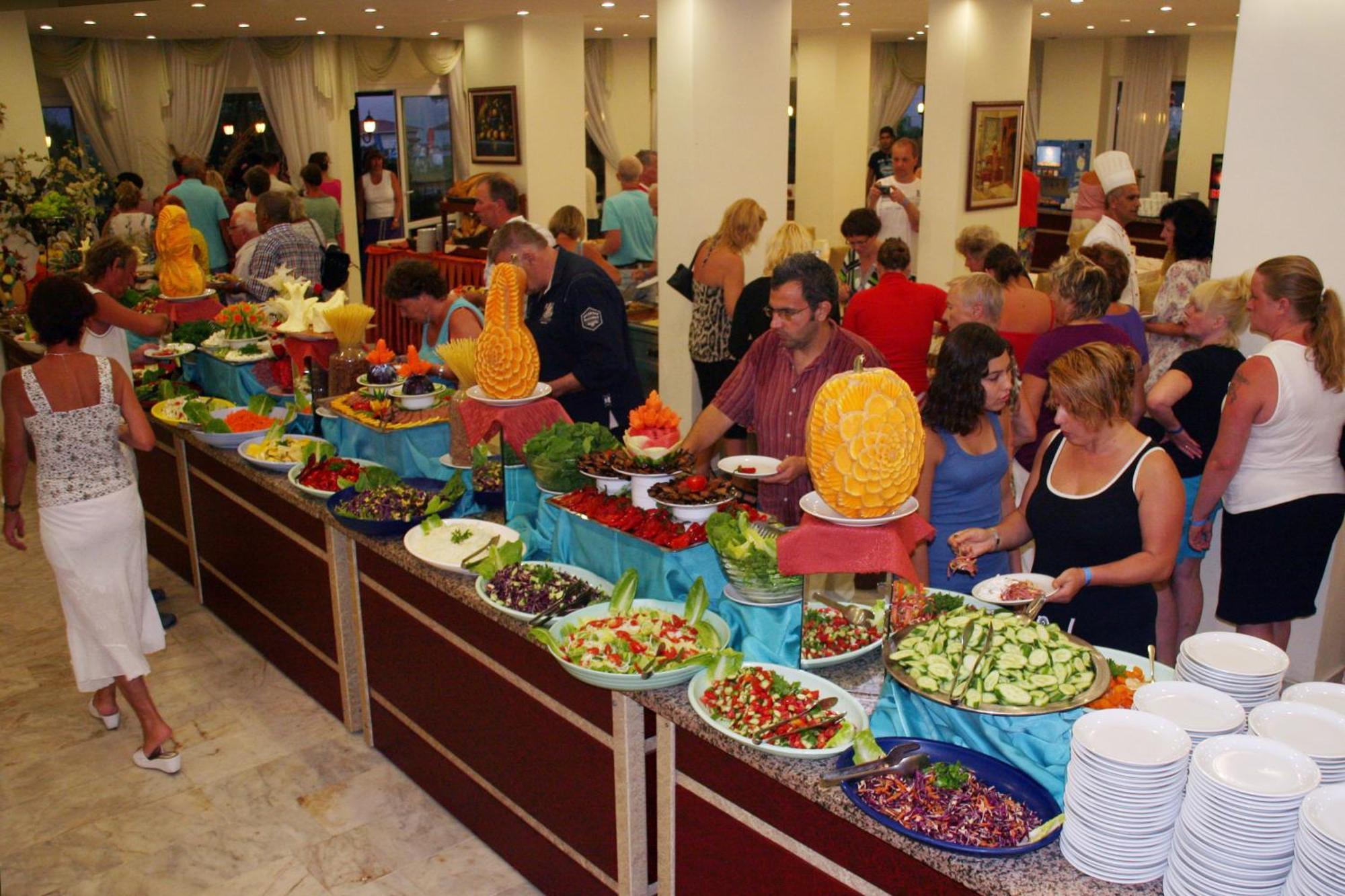 Otel Kleopatra 4*