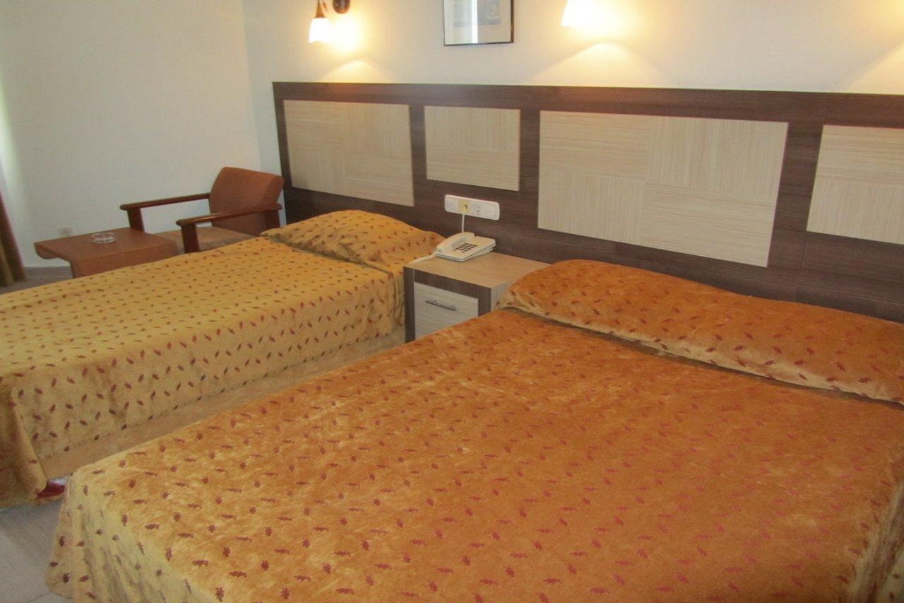 Otel Kleopatra 4*